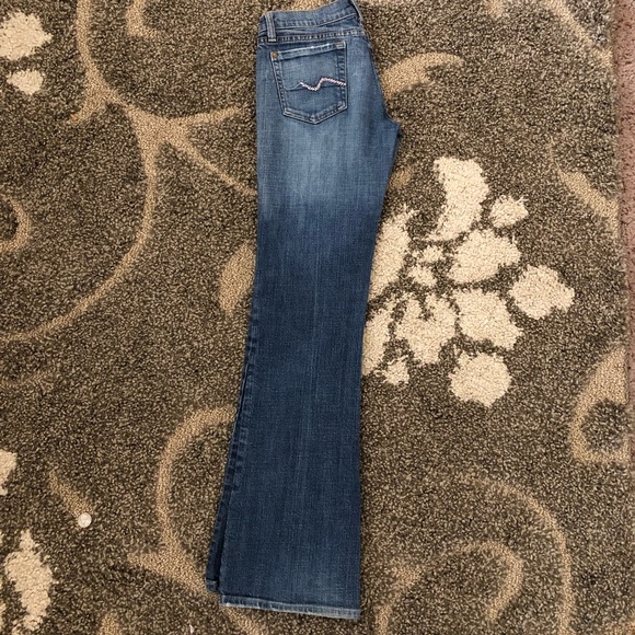 Mid Rise Boot cut jeans by 7 For All Mankind. - Picture 4 of 6